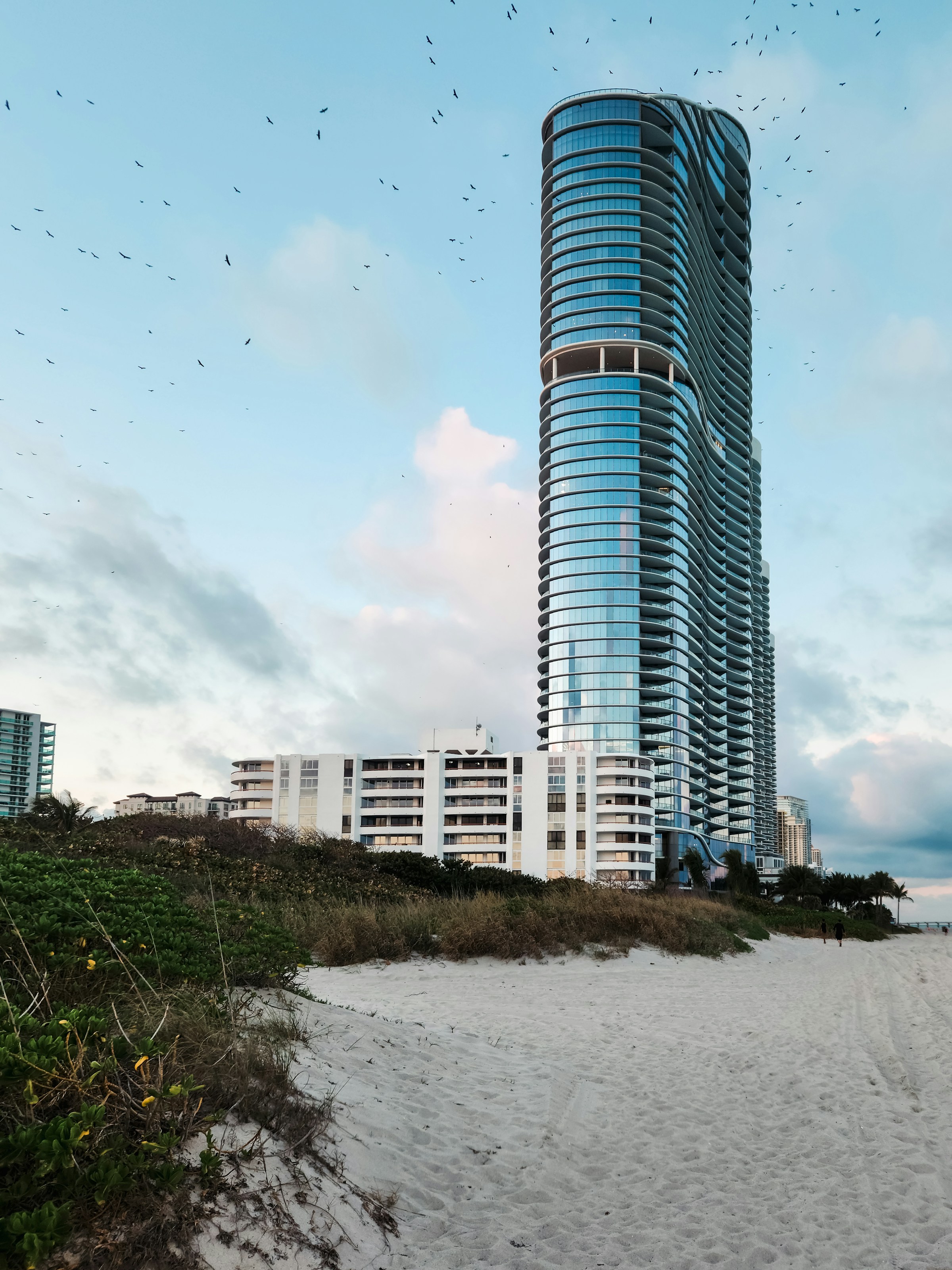 Miami: Beachfront height, sculptural balconies, and the precision of next-generation residential design.